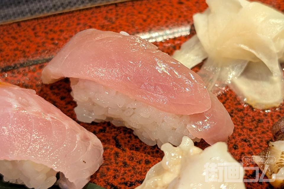 特上にぎり「極み」：ブリ