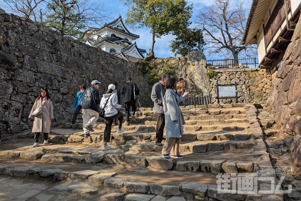 太鼓門櫓の手前