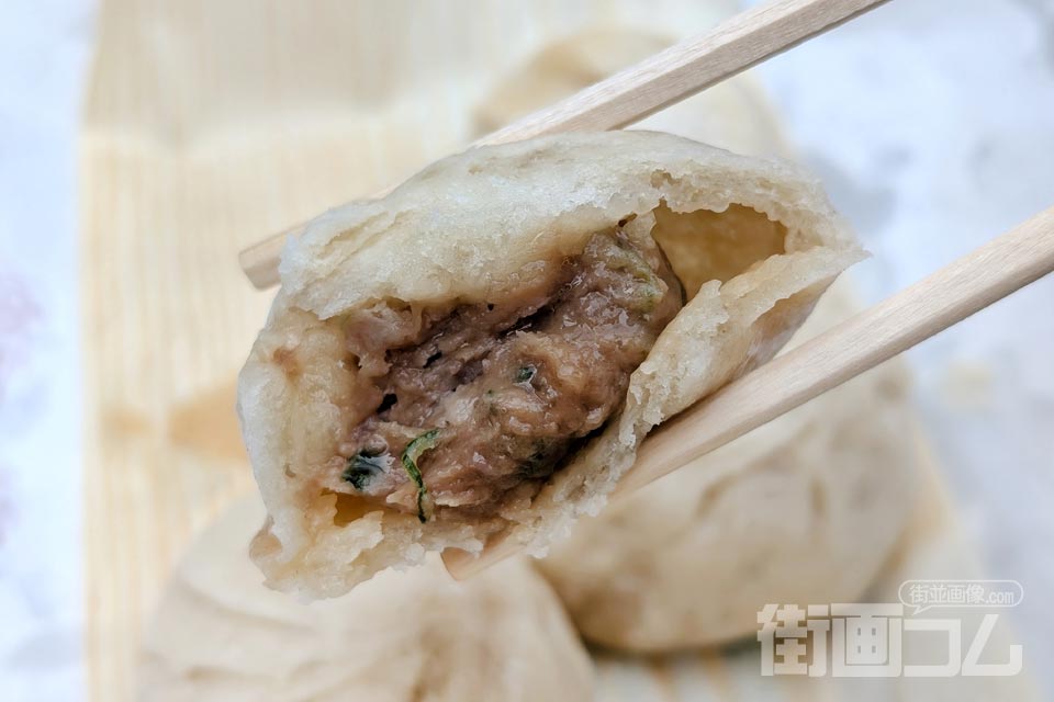 豚まんの中の餡が見える断面