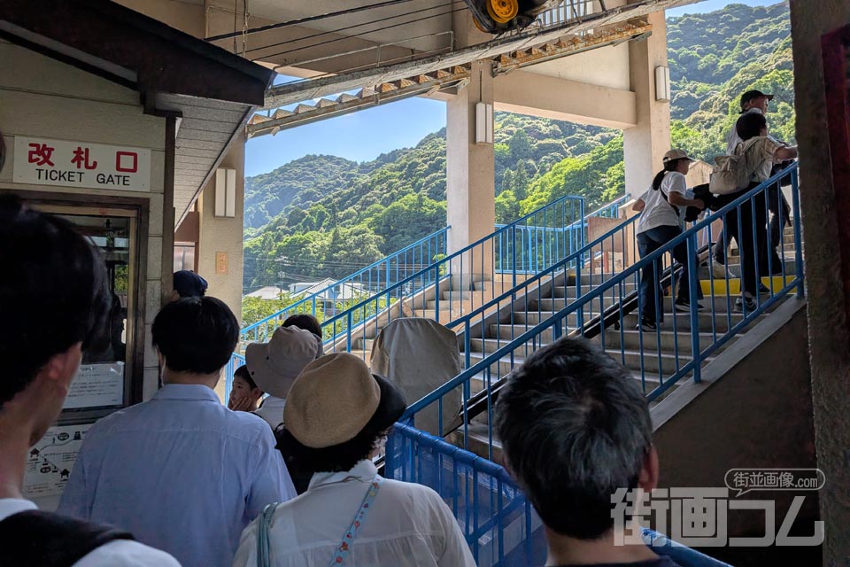 岩国城ロープウェー山麓駅の改札口