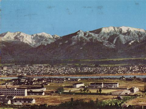 呉羽山公園より富山市街と立山連峰の遠望写真画像