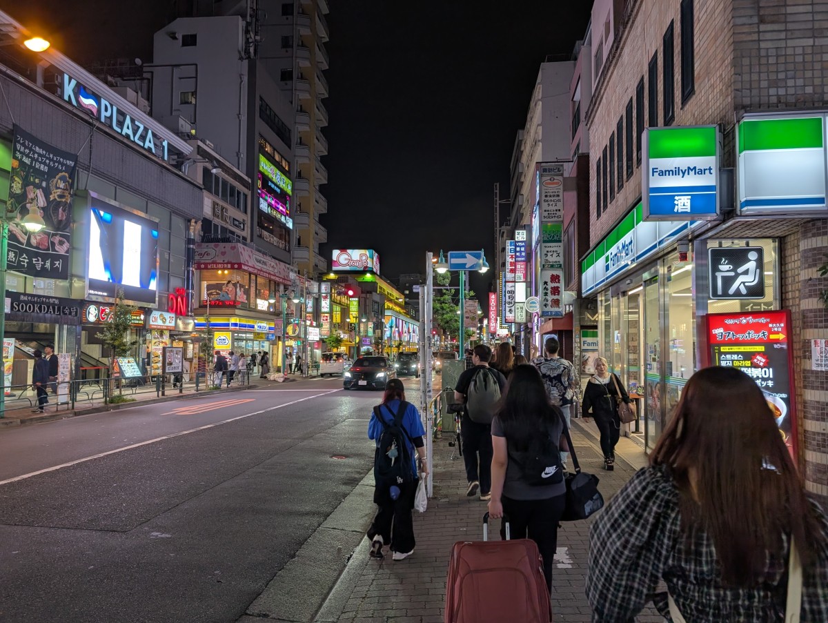 新大久保駅の投稿画像