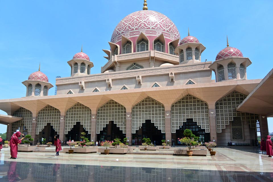 プトラモスク(Putra Mosque/Masjid Putra)