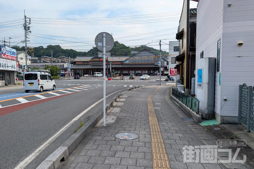 島根県安来市A001マンホール蓋の設置場所