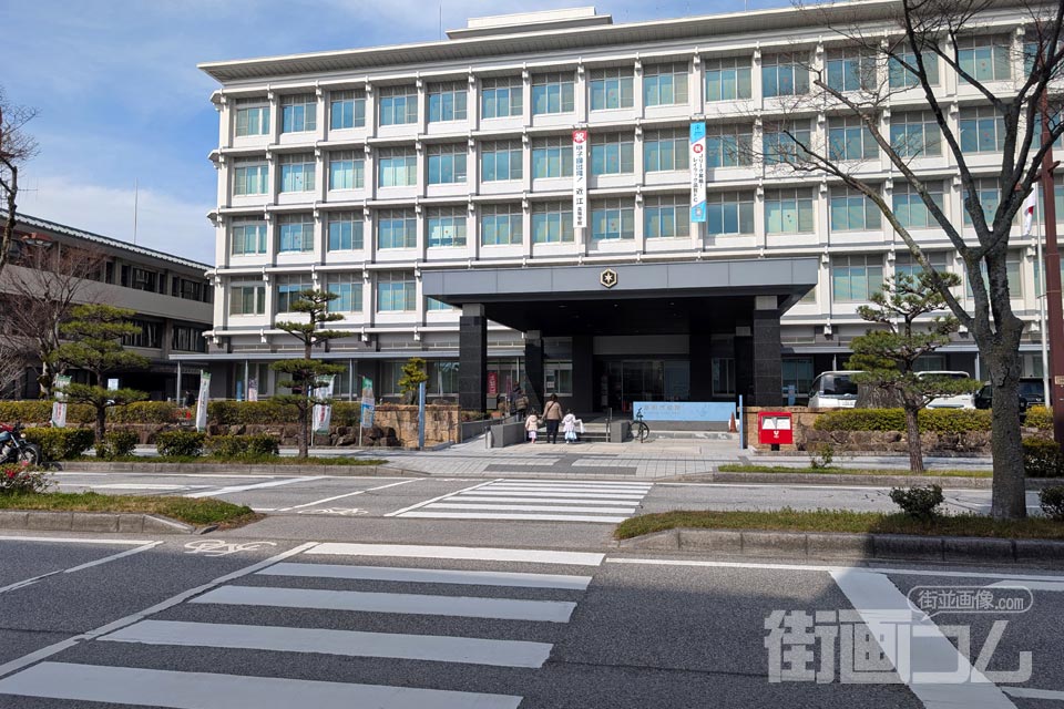 彦根市役所の外観