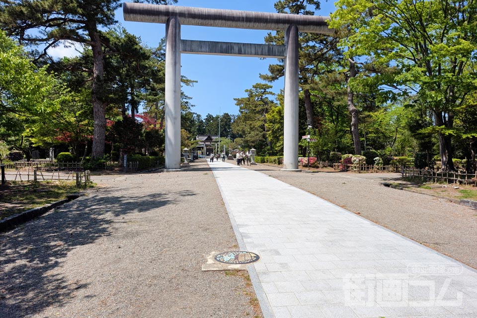 山形県鶴岡市B001マンホール蓋の設置場所