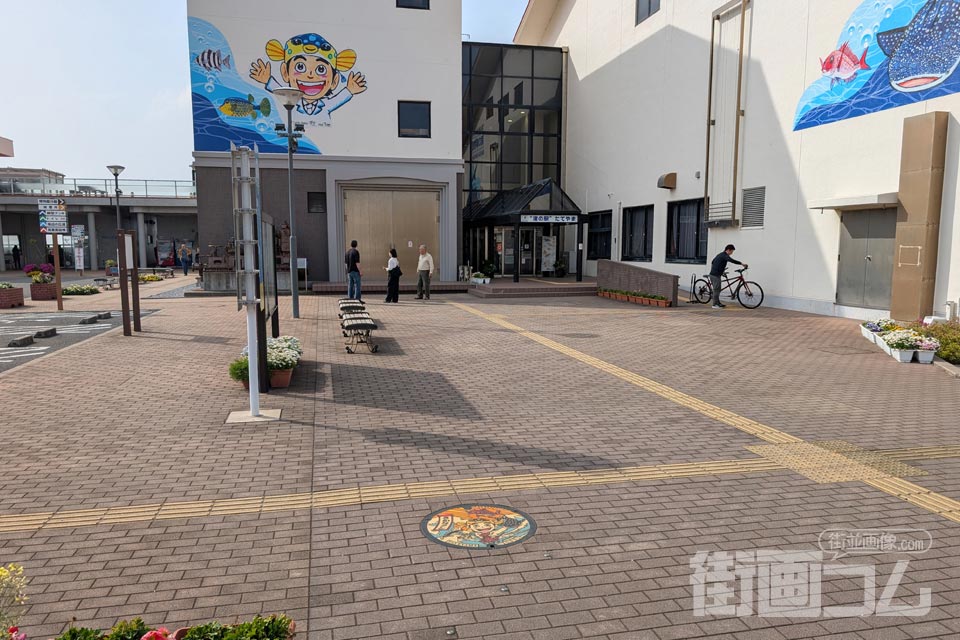 千葉県館山市B001マンホール蓋の設置場所