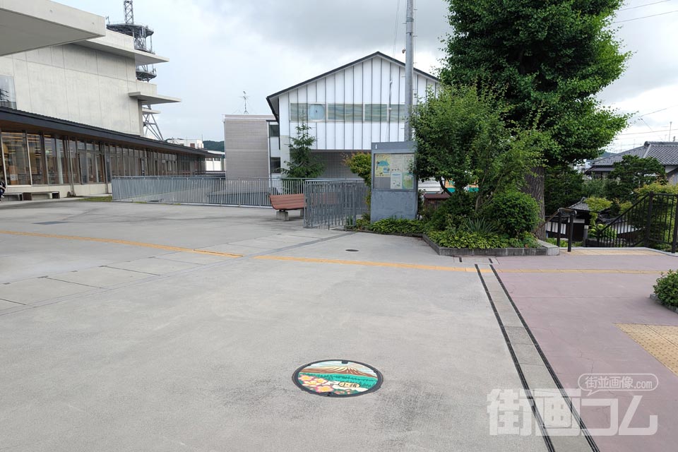 長野県小諸市B001マンホール蓋の設置場所