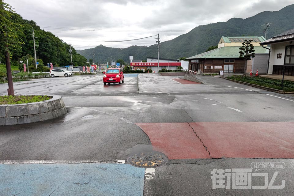 長野県上田市B001マンホール蓋の設置場所