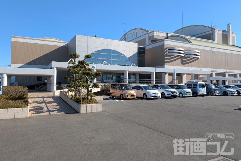 長生村文化会館