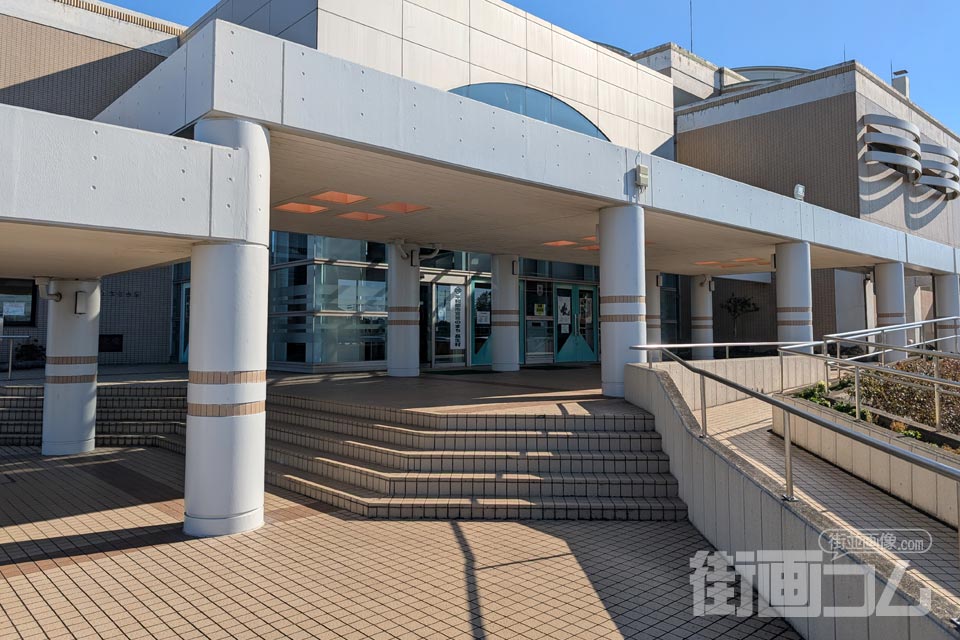 長生村文化会館