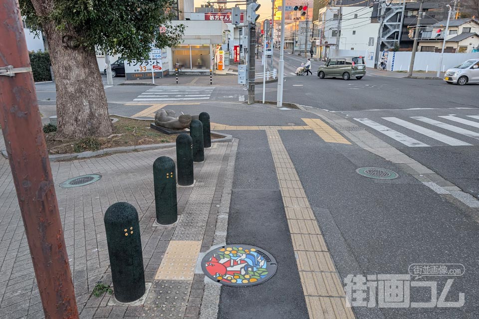 千葉県習志野市B001マンホール蓋の設置場所